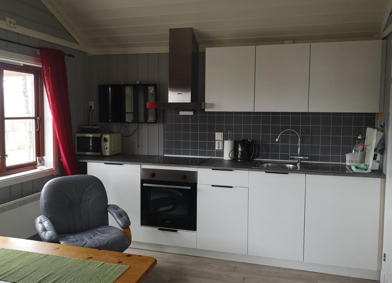 Svensby Tursenter Hotell Exteriör bild