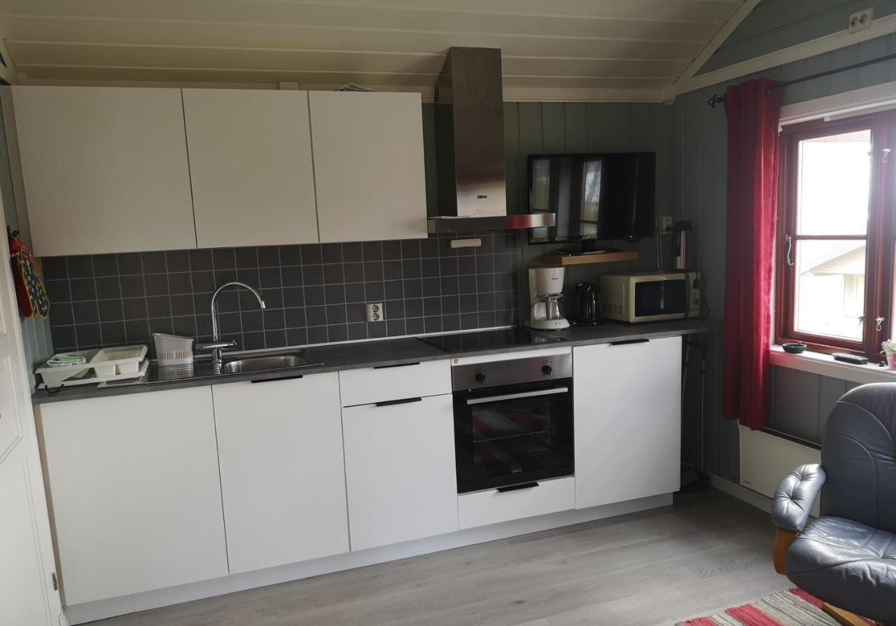 Svensby Tursenter Hotell Exteriör bild