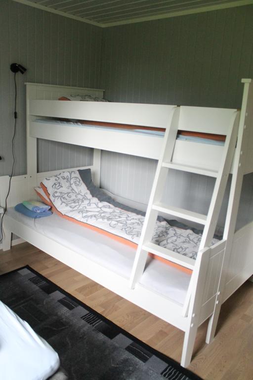 Svensby Tursenter Hotell Exteriör bild