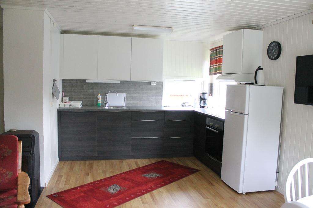 Svensby Tursenter Hotell Exteriör bild
