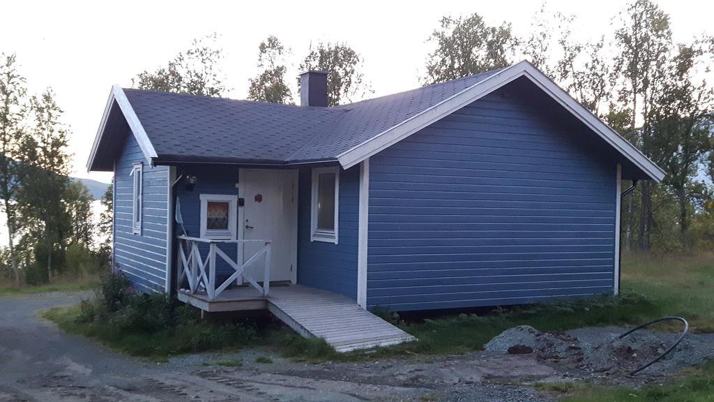 Svensby Tursenter Hotell Exteriör bild